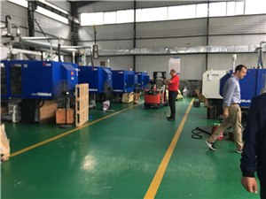 injection molding machines