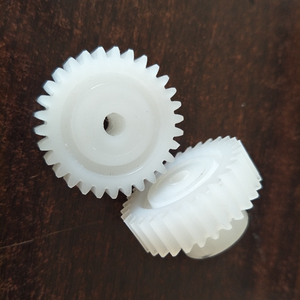  customized injeciton molding OEM pom plastic gear