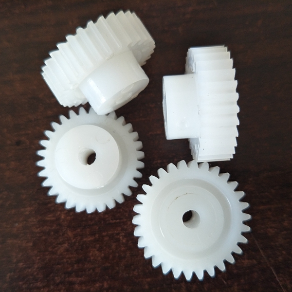  customized injeciton molding OEM pom plastic gear
