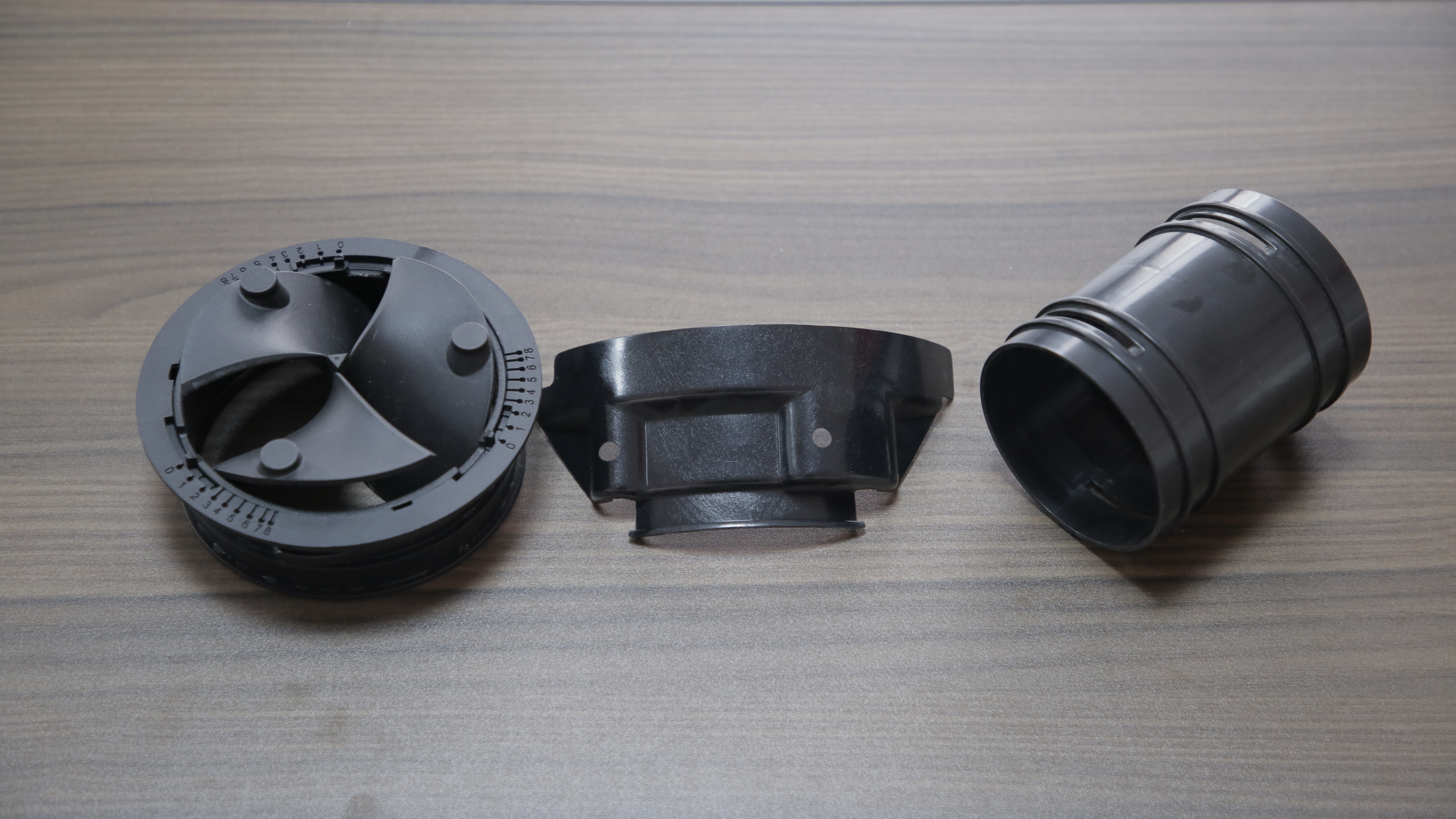 Reproduction car parts 