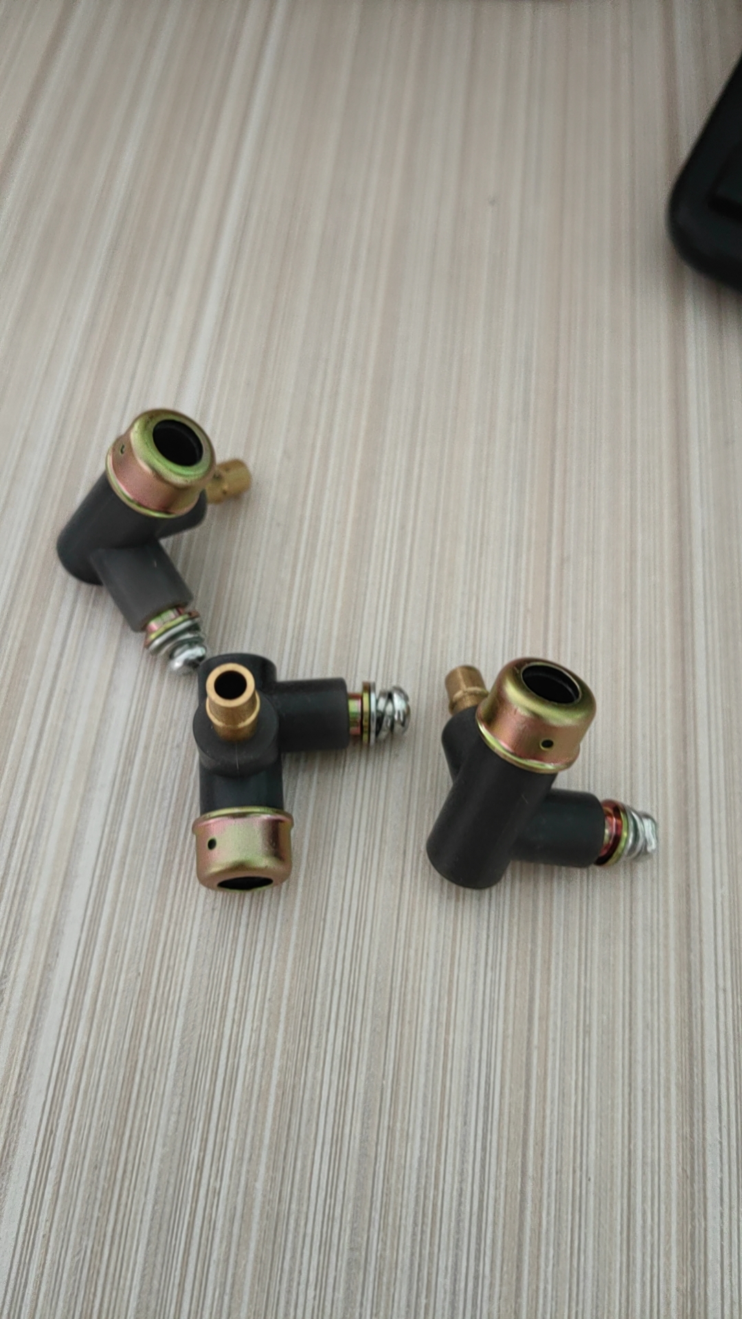 metal insert molding plastic parts 